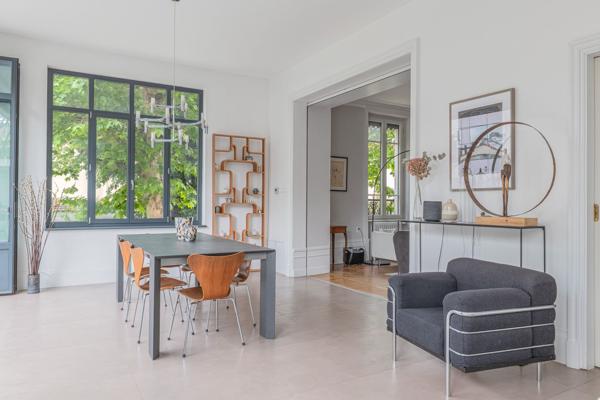 Vente Maison de luxe Caluire-et-Cuire 14 Pièces 340 m²