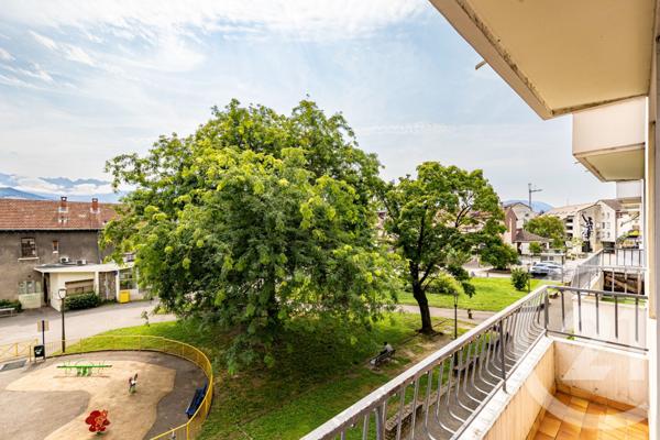 Appartement F4 à vendre  4 pièces - 65 m2 ST MARTIN D HERES - 38