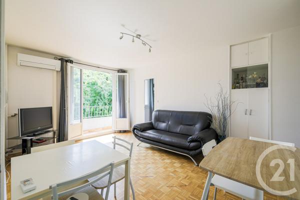 Appartement F4 à vendre  4 pièces - 65 m2 ST MARTIN D HERES - 38
