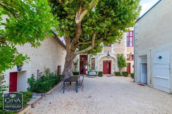Maison à vendre 8 pièces 300m² Richelieu (37120)