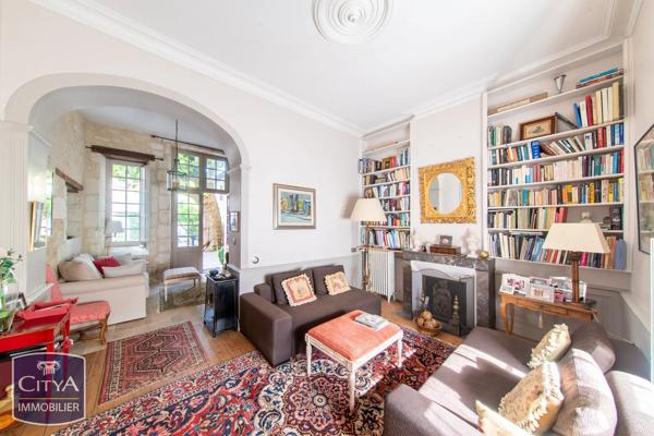 Maison à vendre 8 pièces 300m² Richelieu (37120)
