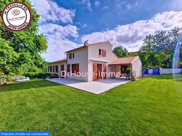 Maison à vendre 3 pièces de 126 m²