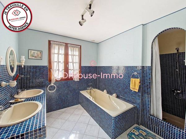 Maison à vendre 3 pièces de 126 m²