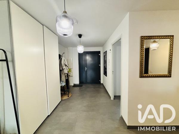 Location appartement 5 pièces 147 m² Tourcoing