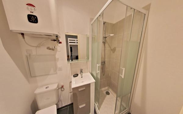 Appartement à louer    1 pièce • 13,30 m2 Roubaix