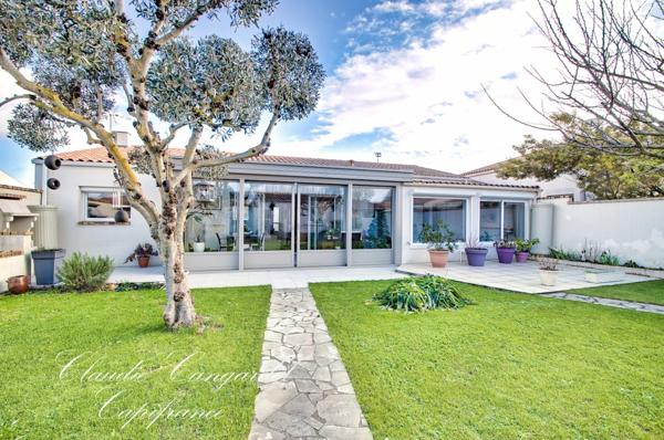 Maison à vendre de PLAIN PIED, 153m² habitable, 6 pièces, proche commerces à NIEUL SUR MER (17)