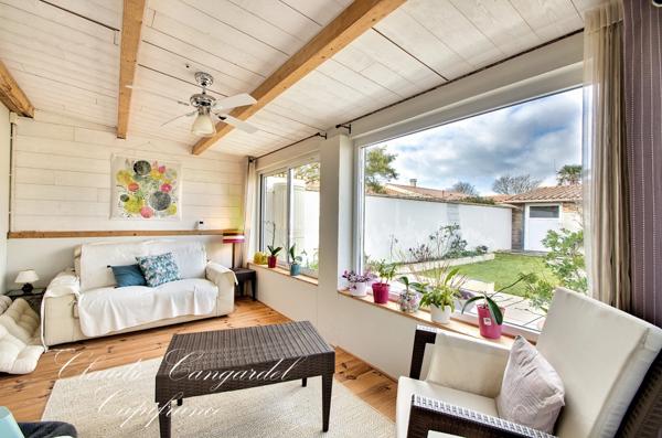 Maison à vendre de PLAIN PIED, 153m² habitable, 6 pièces, proche commerces à NIEUL SUR MER (17)