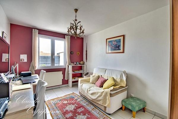 Maison à vendre de PLAIN PIED, 153m² habitable, 6 pièces, proche commerces à NIEUL SUR MER (17)