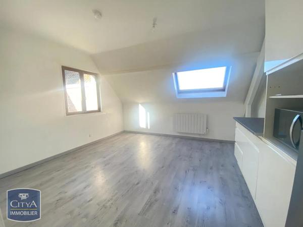 Appartement à louer 2 pièces 29.29m² Valenciennes (59300)