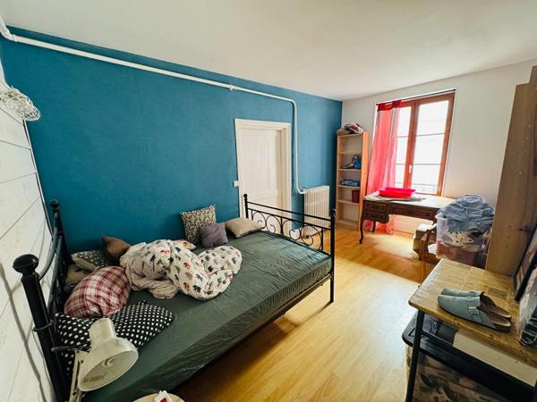 Maison de ville dans le centre de La Charité