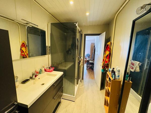 Maison de ville dans le centre de La Charité