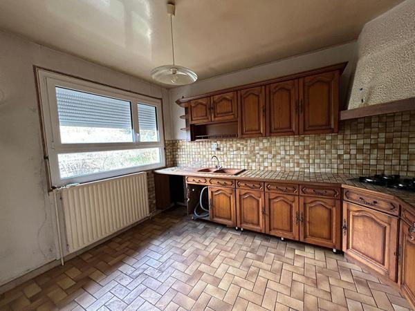 A conforter, maison 7 pièces 112 m2.