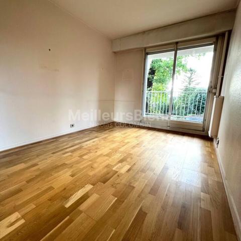 Le Raincy Appartement de 4 pièces + Pkgs + Terrasse