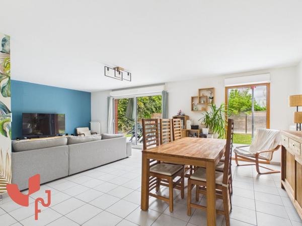 Maison individuelle, 4 chambres, double garage