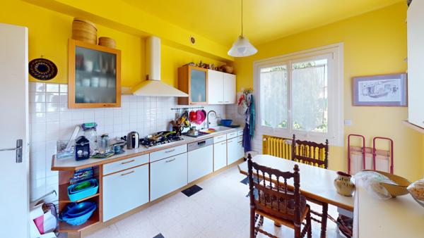 Montpellier (34090) GRANDE MAISON AVEC PISCINE PLAN DES 4 SEIGNEURS