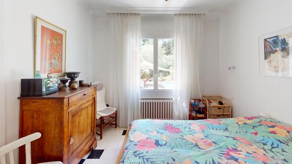 Montpellier (34090) GRANDE MAISON AVEC PISCINE PLAN DES 4 SEIGNEURS