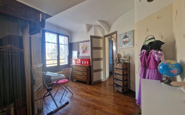 Maison à vendre    5 pièces • 115 m2 Vaires-sur-Marne