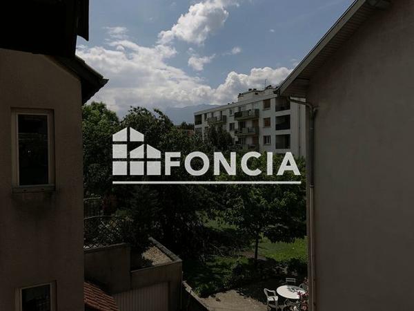 Location Appartement 2 pièces 42.06 m² - 11 RUE DES CHARMILLES Grenoble 38100