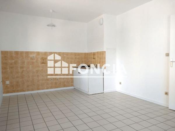 Location Appartement 2 pièces 42.06 m² - 11 RUE DES CHARMILLES Grenoble 38100