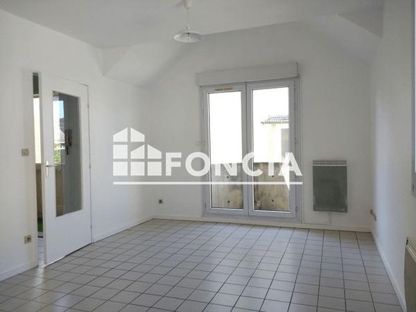 Location Appartement 2 pièces 42.06 m² - 11 RUE DES CHARMILLES Grenoble 38100