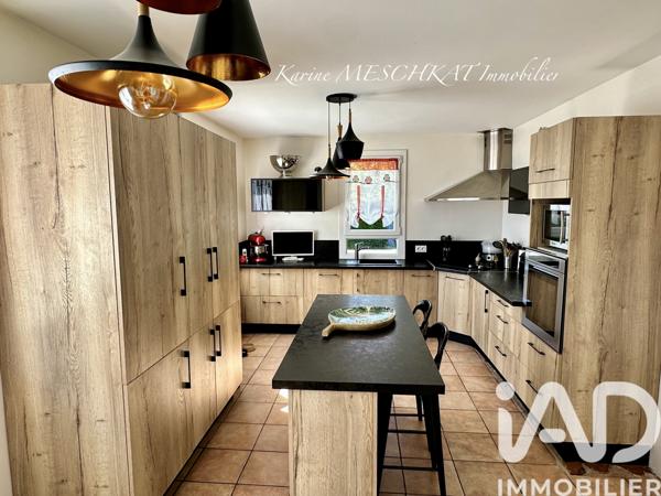 Maison à vendre 7 pièces 248 m² Peyruis