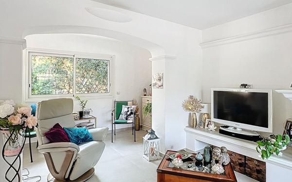 Maison à vendre    5 pièces • 140,14 m2 Saint-Raphaël