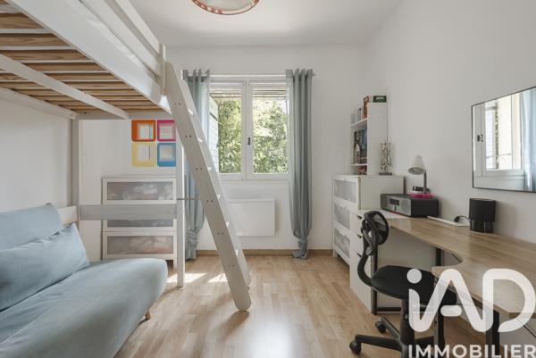 Maison à vendre 6 pièces 168 m² Éguilles
