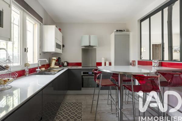 Maison à vendre 6 pièces 168 m² Éguilles