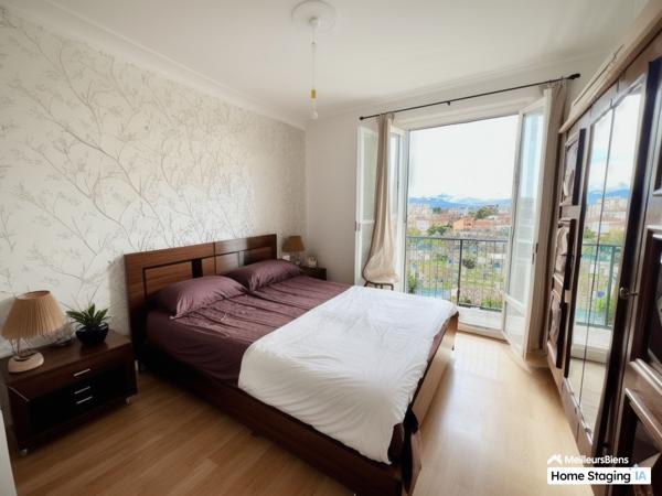 Appartement de type T3, balcon vue Canigou