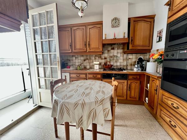 Appartement de type T3, balcon vue Canigou