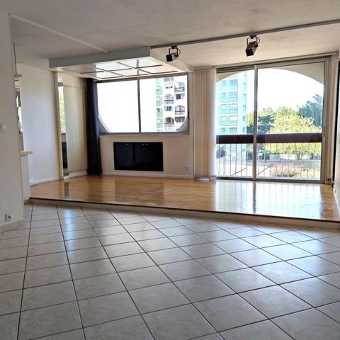 Vente / Appartement T5 à Angers (49000)