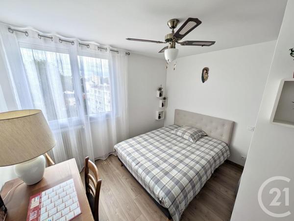 Appartement F4 à vendre  4 pièces - 68 m2 LIVRY GARGAN - 93