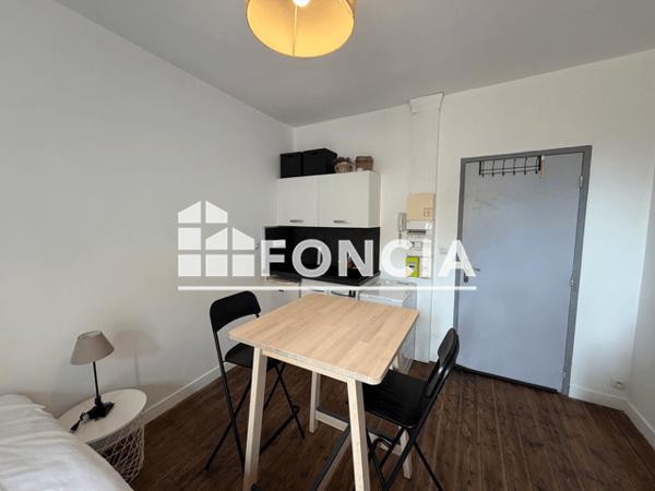 Location Studio meublé 21 m² - Angouleme 16000