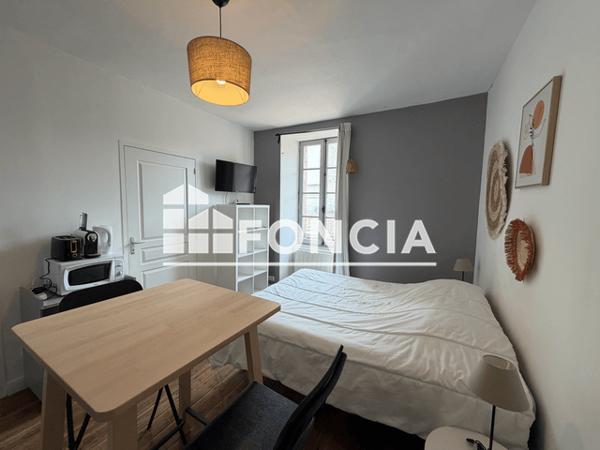 Location Studio meublé 21 m² - Angouleme 16000