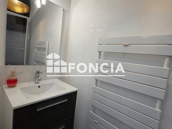 Location Studio meublé 21 m² - Angouleme 16000