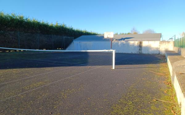 Maison à vendre    6 pièces •  Saint-Pierre-de-Fursac