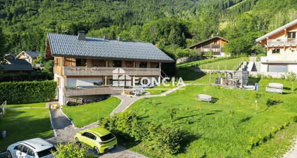 À vendre Maison 6 pièces 210 m² - Vacheresse 74360