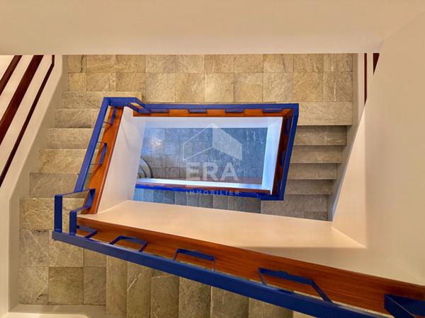 Élégance et charme pour ce T3 en plein centre de ROYAN