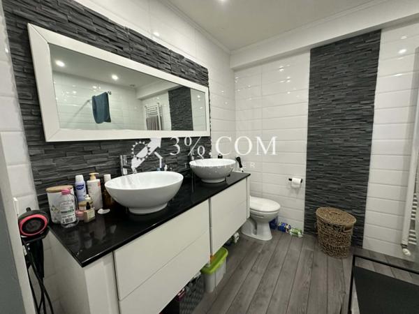 Maison de village 8 pièce(s) 3 chambre(s) 165 m²