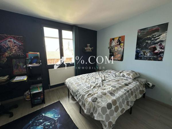 Maison de village 8 pièce(s) 3 chambre(s) 165 m²