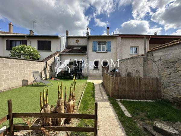 Maison de village 8 pièce(s) 3 chambre(s) 165 m²