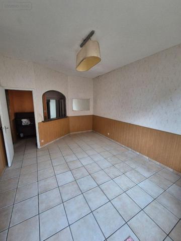 Maison de ville à vendre à Neuvy-Saint-Sépulchre dans l'Indre (36230), ref : CG/415