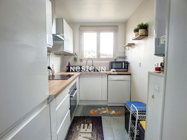 A louer : Bois D'Arcy, rue Molière: Appartement meublé 4 pièces de 68,27 m² avec balcons