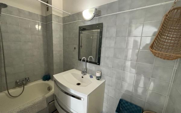 Appartement à vendre    2 pièces • 42,68 m2 Cagnes-sur-Mer