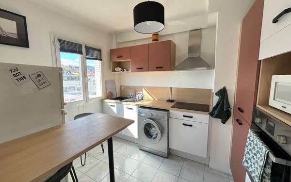 Appartement à vendre    2 pièces • 42,68 m2 Cagnes-sur-Mer