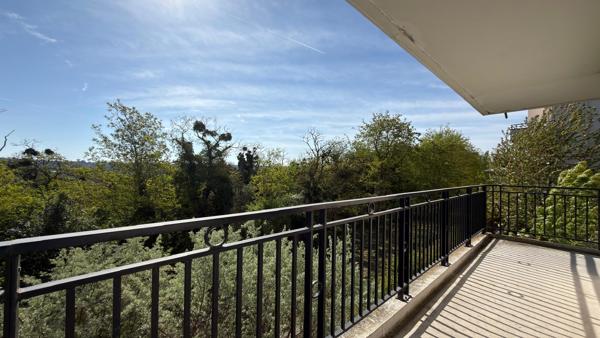 Appartement Corbeil Essonnes 4 pièce(s) 85 m2