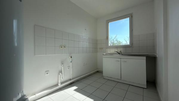Appartement Corbeil Essonnes 4 pièce(s) 85 m2