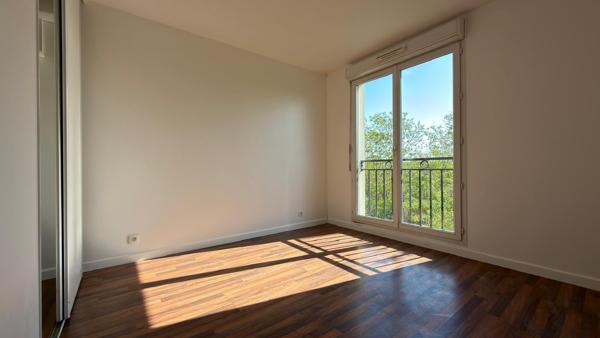 Appartement Corbeil Essonnes 4 pièce(s) 85 m2