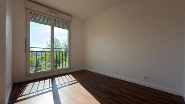 Appartement Corbeil Essonnes 4 pièce(s) 85 m2