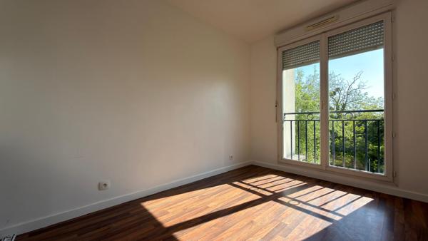 Appartement Corbeil Essonnes 4 pièce(s) 85 m2